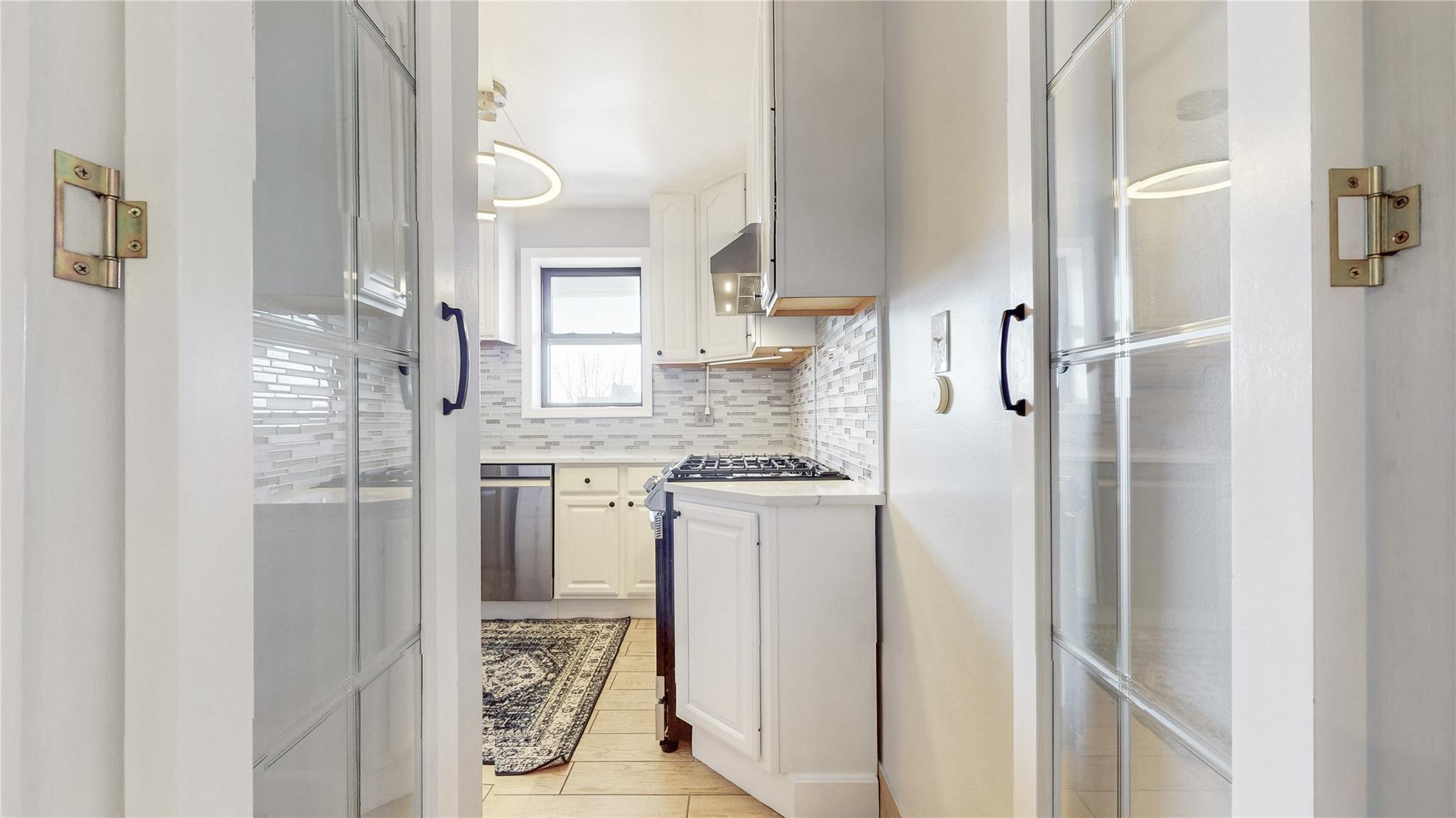 143-50 Hoover Avenue # 507, Briarwood, NY 11435