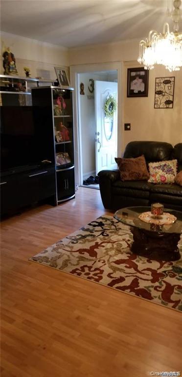 205-28 110th Avenue, Saint Albans, NY 11412