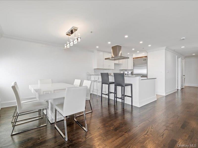 26 W Broadway # 505, Long Beach, NY 11561