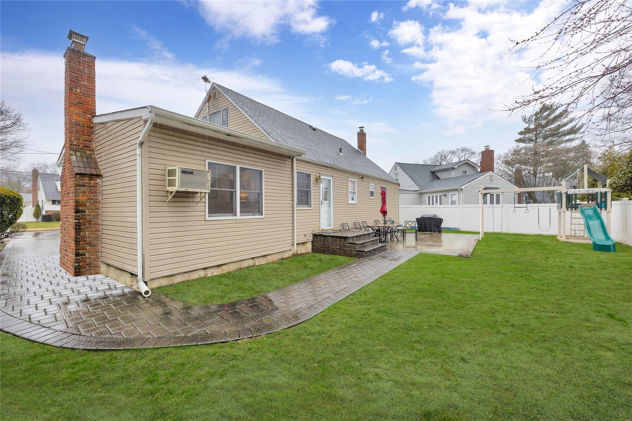 1493 N Meadow Road, Merrick, NY 11566