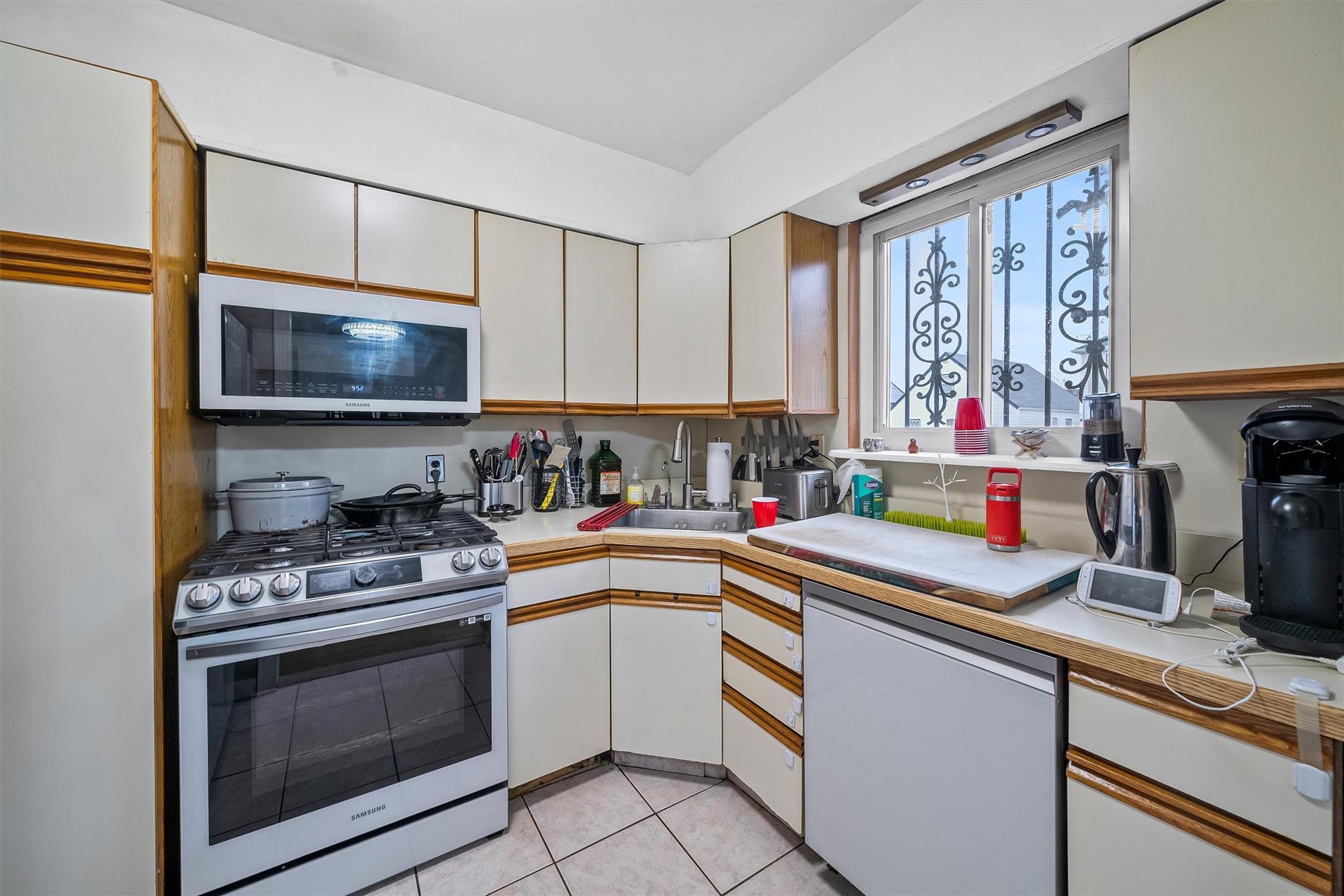 1026 Swinton Avenue, Bronx, NY 10465
