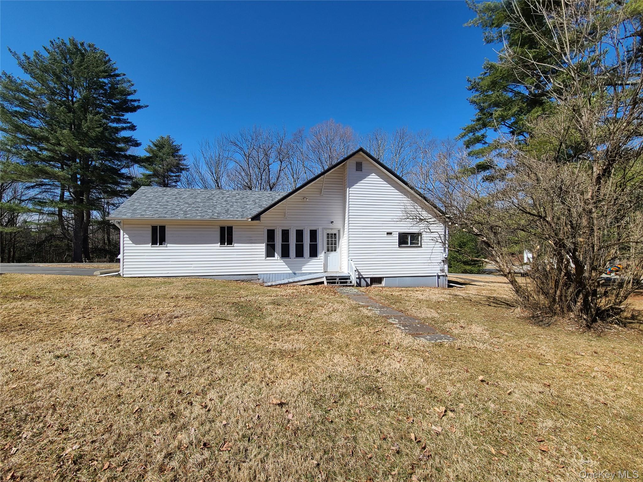 1095 State Route 17B, Mongaup Valley, NY 12762