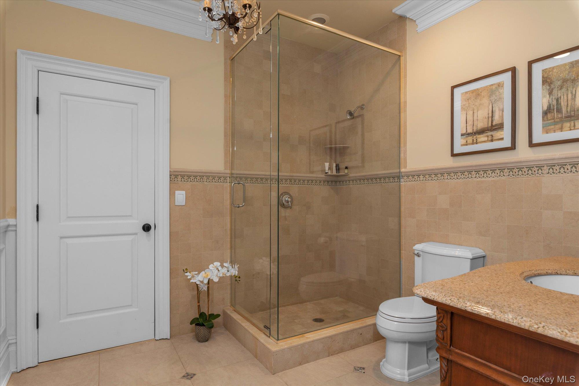 8 Norgate Road, Brookville, NY 11545