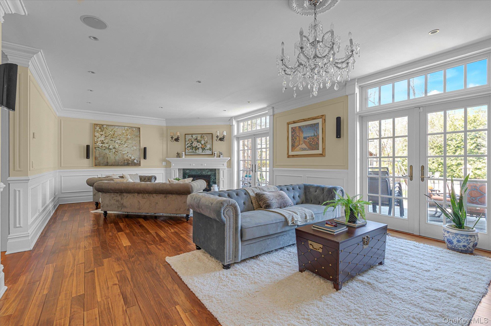 8 Norgate Road, Brookville, NY 11545