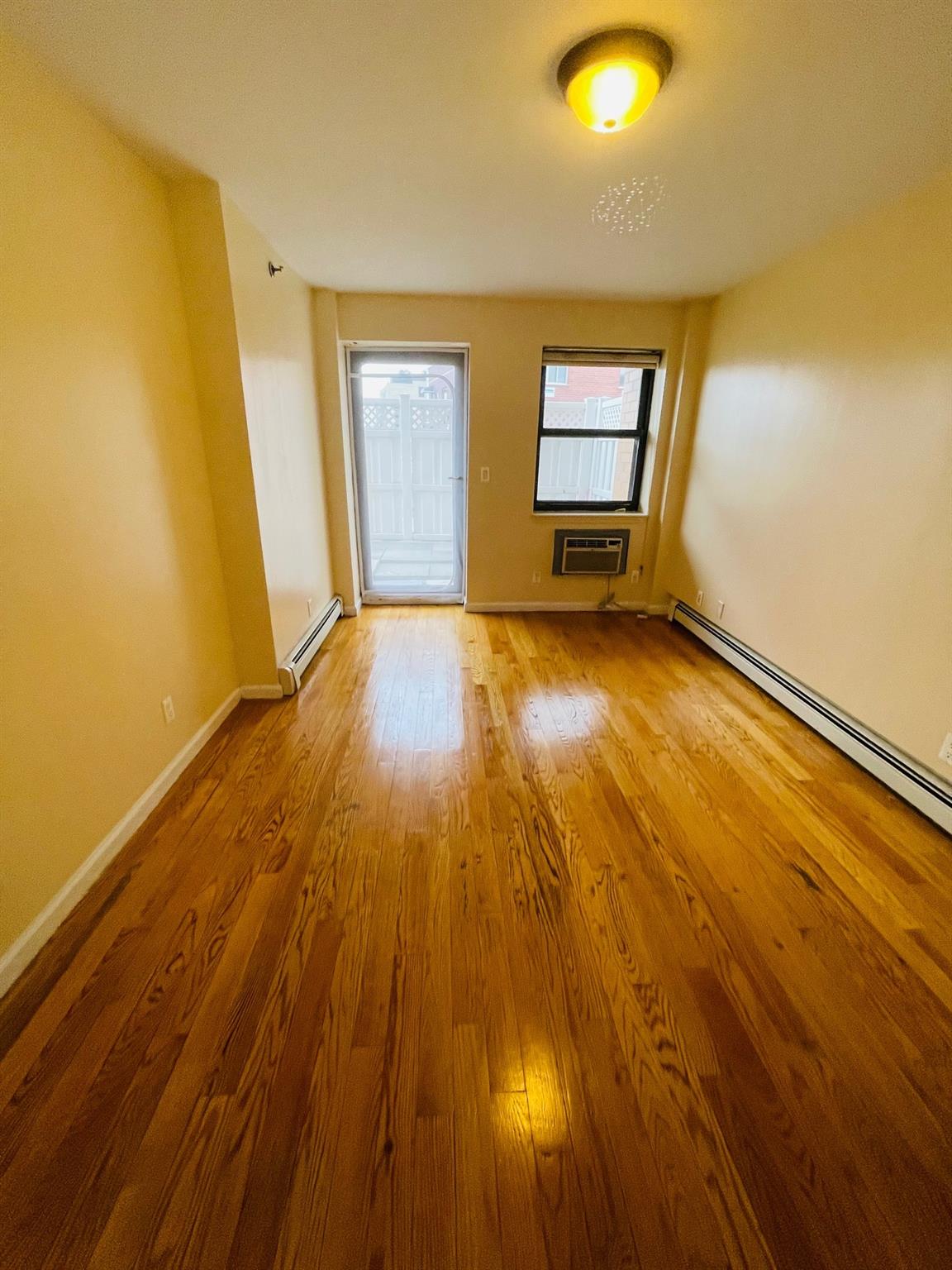 133-53 37 Avenue # 5D, Flushing, NY 11354