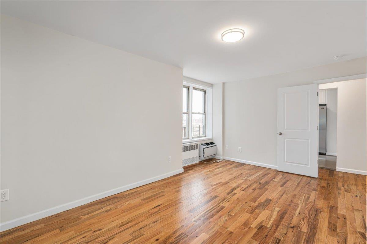 59-30 108 Street # 6D, Corona, NY 11368