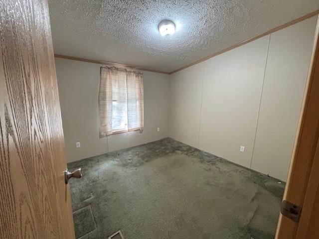525 Riverleigh Avenue # 236, Riverhead, NY 11901