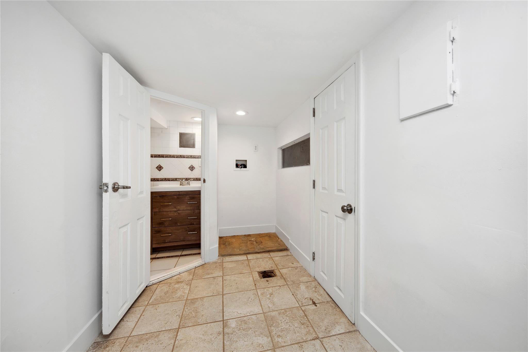 49 Marble Hill Avenue, New York (Manhattan), NY 10463