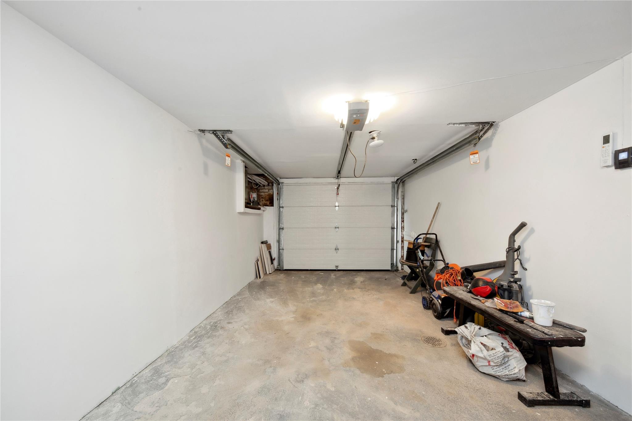 49 Marble Hill Avenue, New York (Manhattan), NY 10463