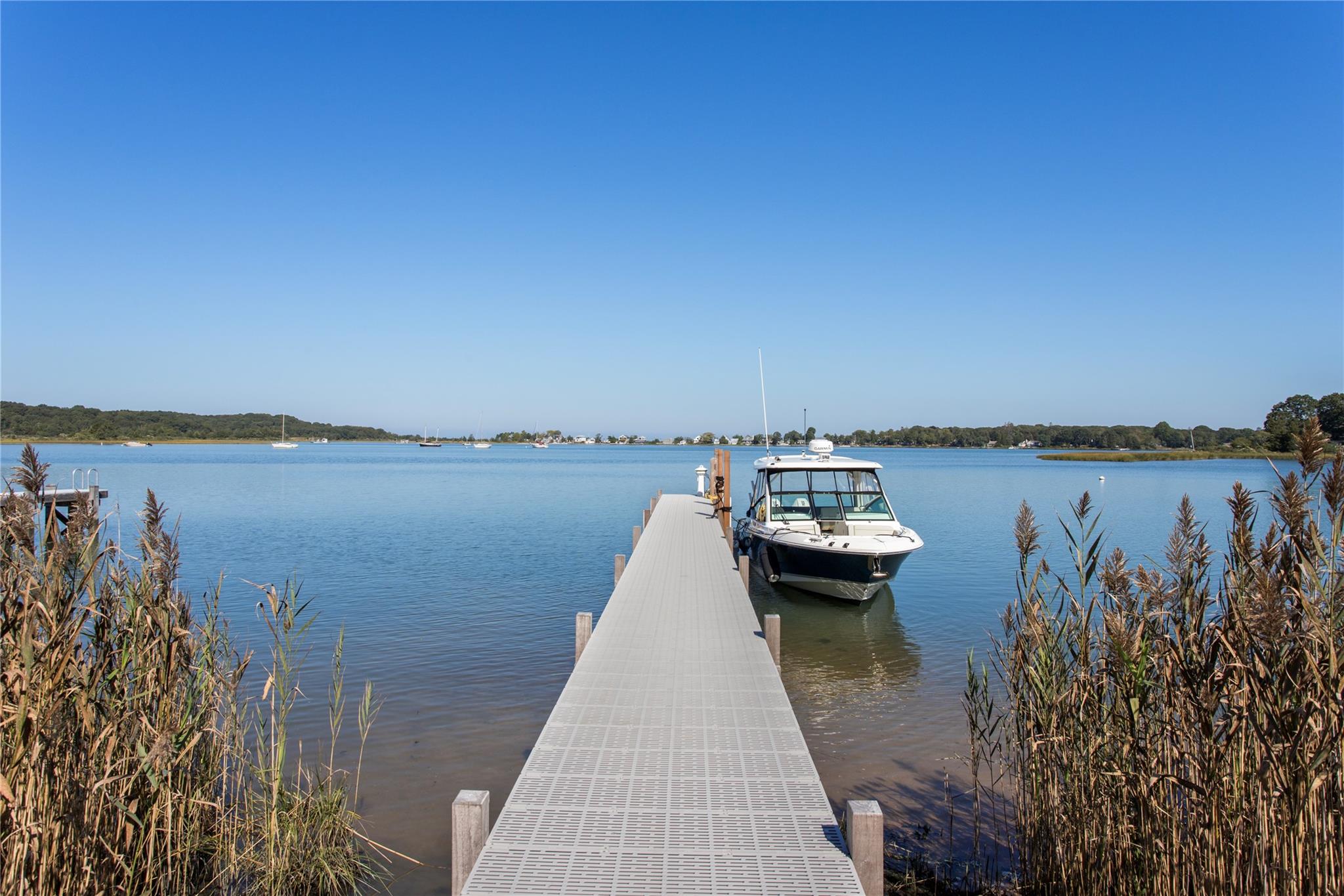 203 Noyack Road, Southampton, NY 11968