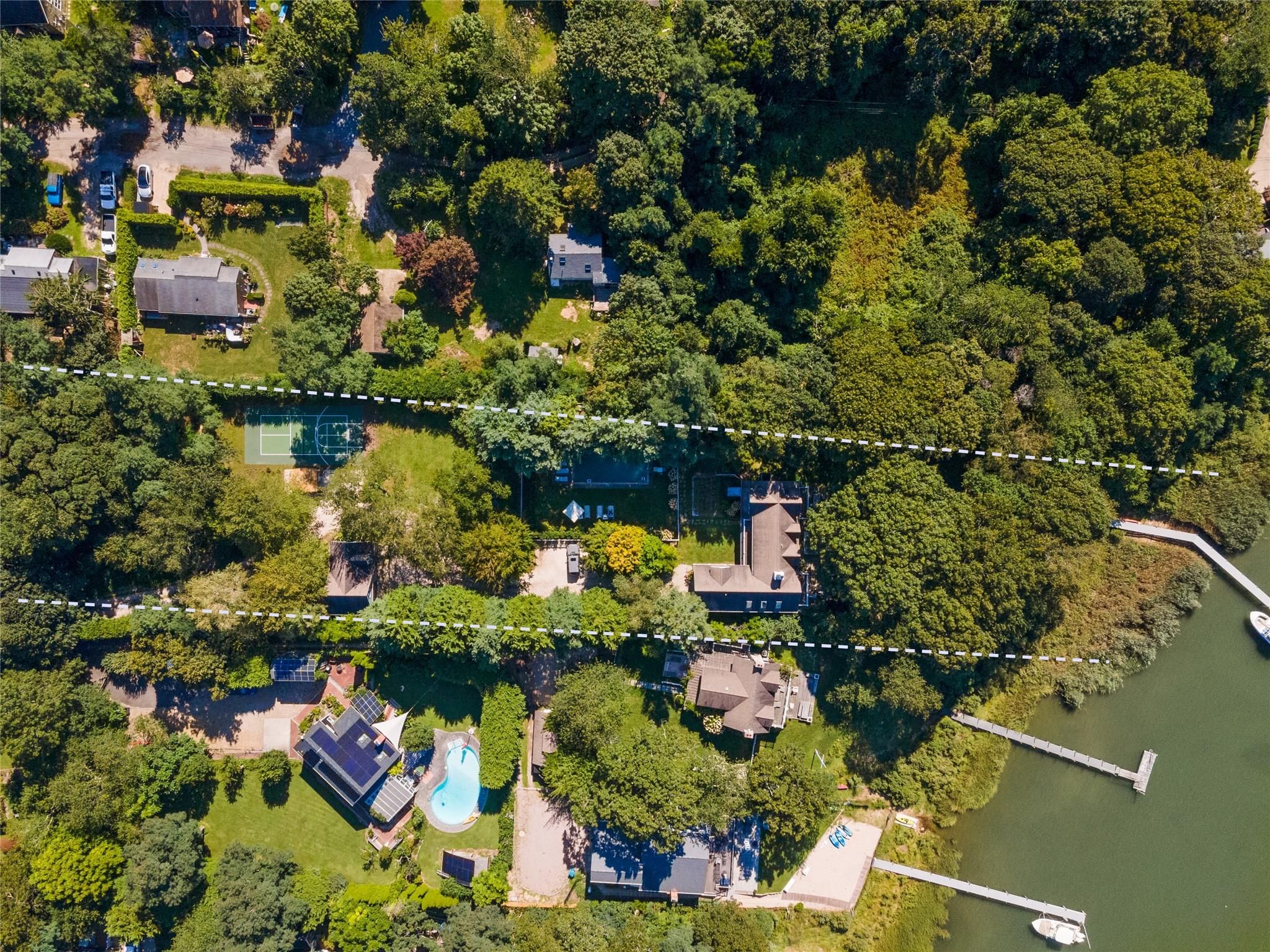 203 Noyack Road, Southampton, NY 11968