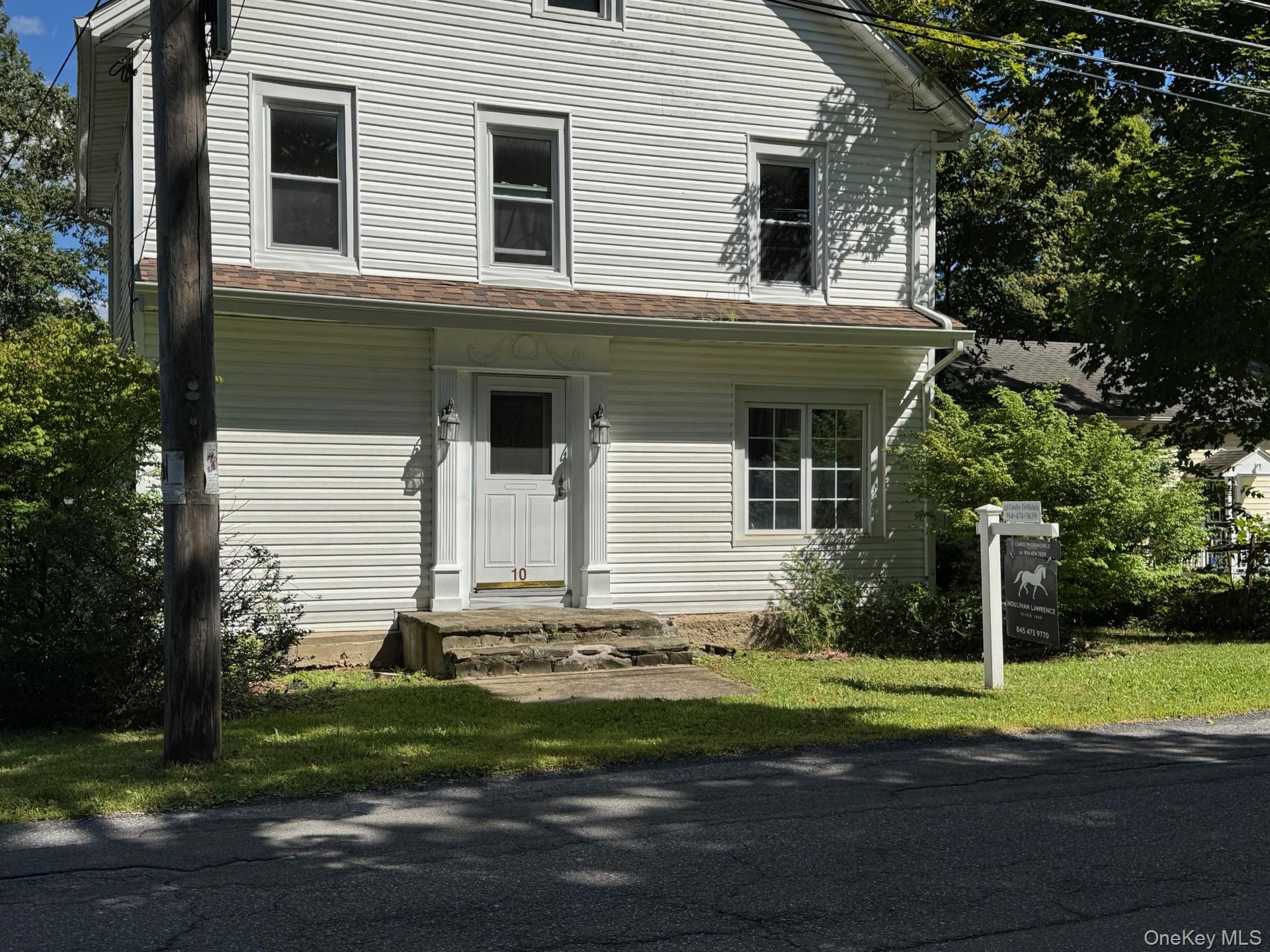 10 N Ohioville Road, New Paltz, NY 12561