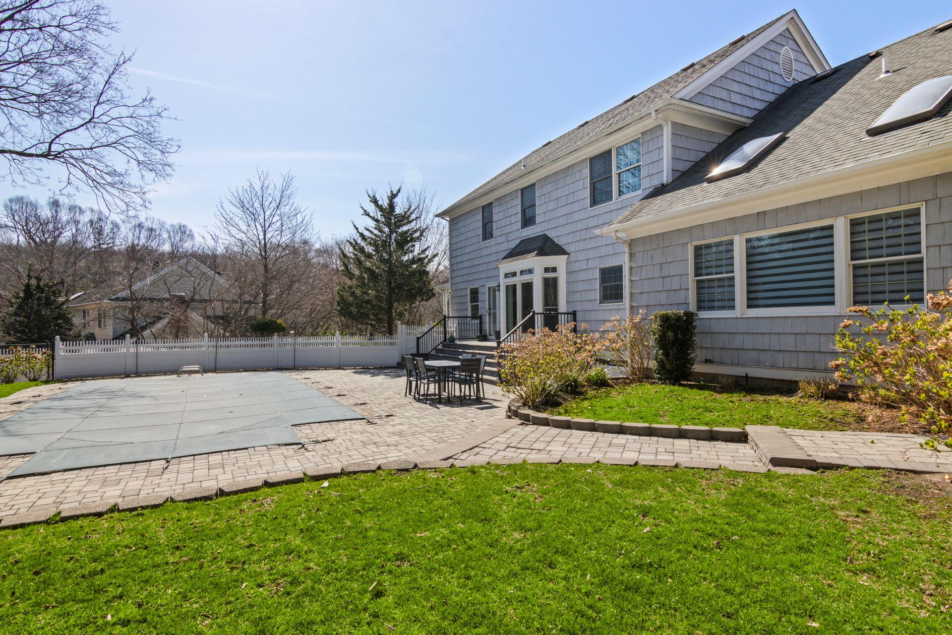 3 Heron Hill, Stony Brook, NY 11790
