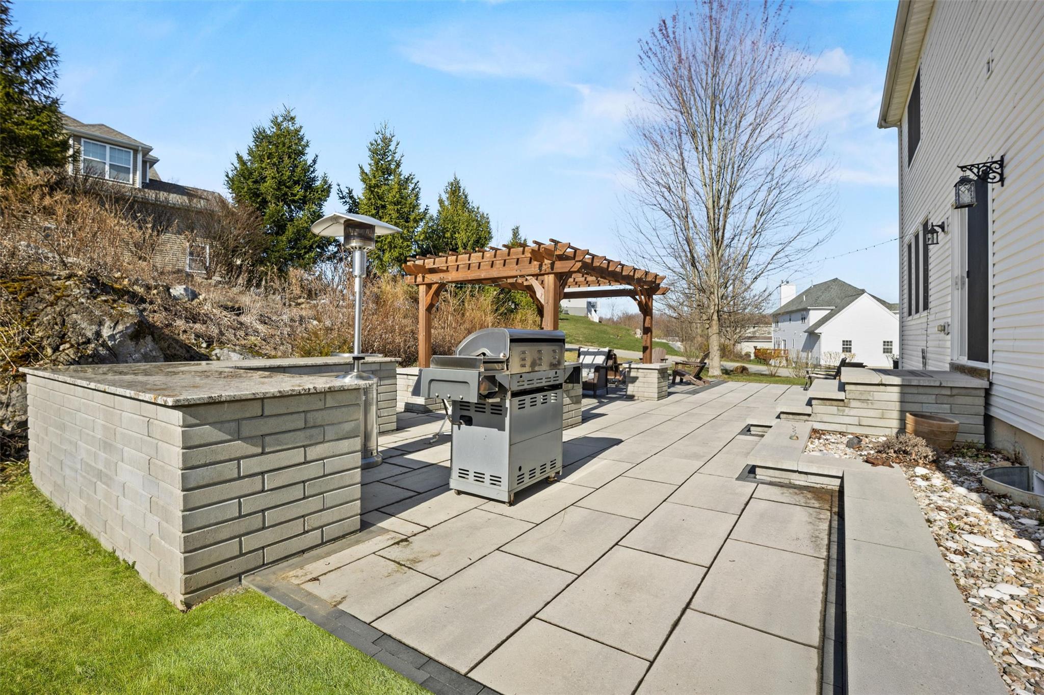 19 Arcadian Place, Fishkill, NY 12524