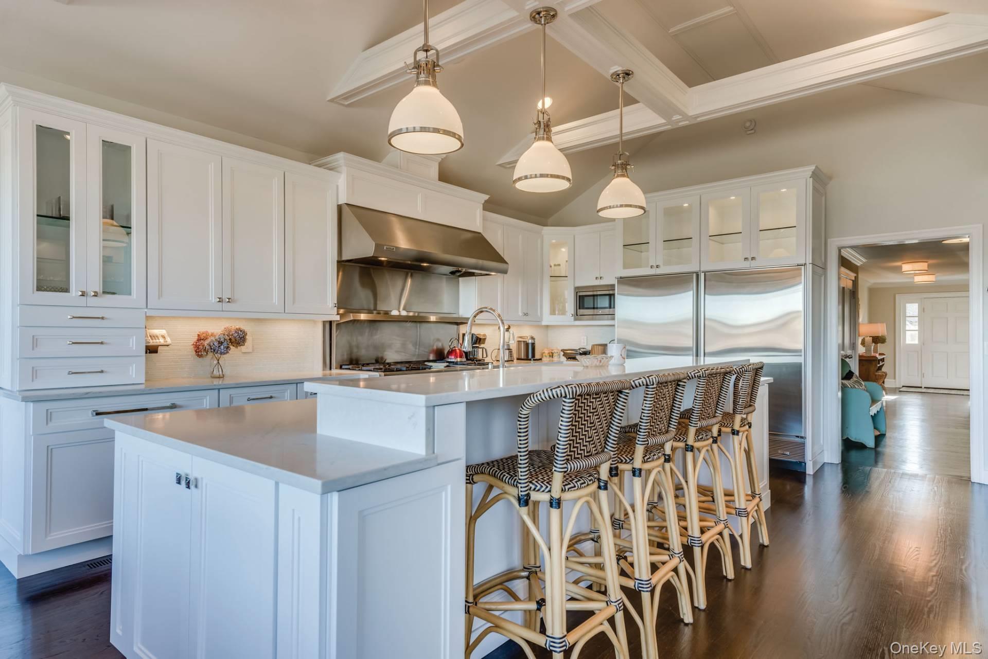 20 Mill Farm Lane, Water Mill, NY 11976