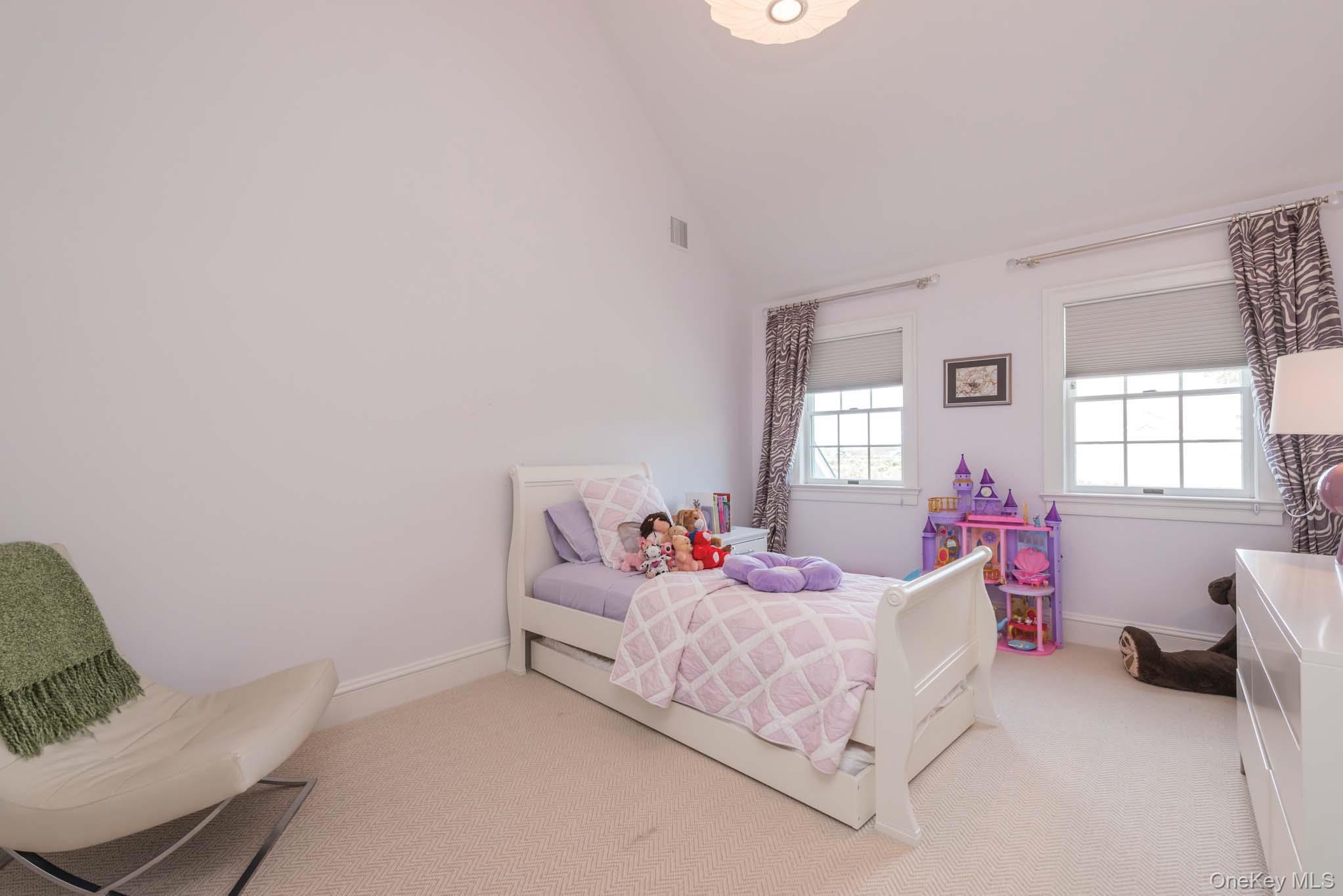 20 Mill Farm Lane, Water Mill, NY 11976