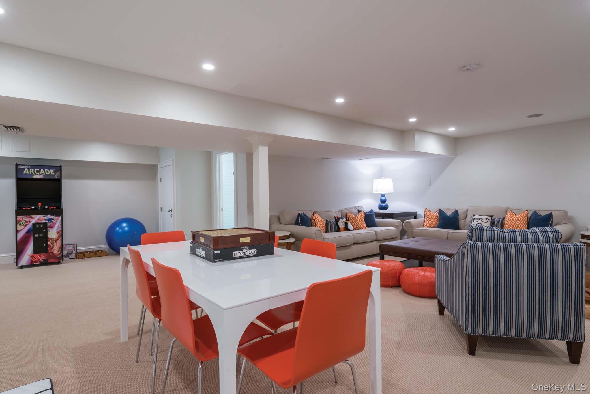 20 Mill Farm Lane, Water Mill, NY 11976