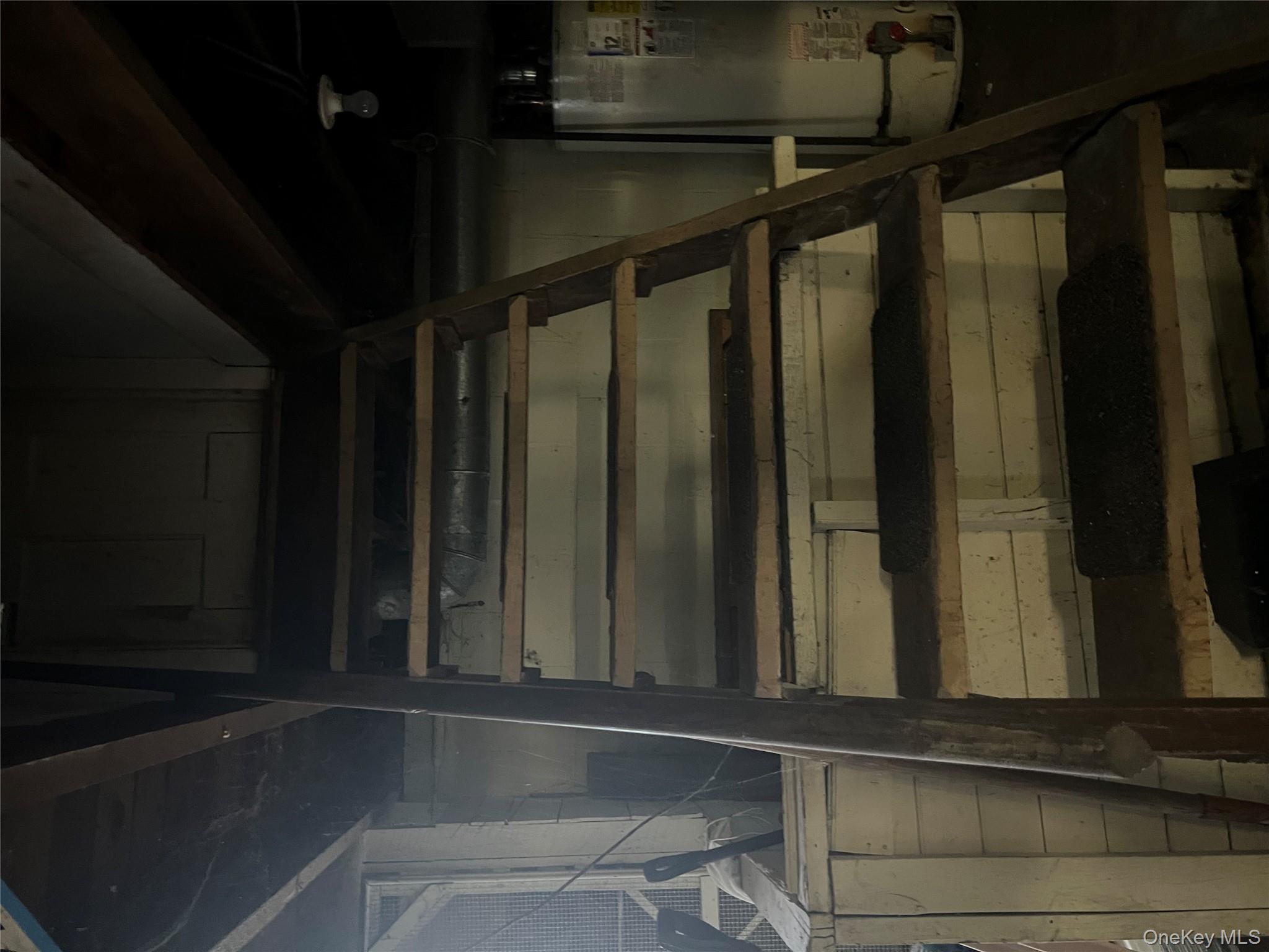 21 Maple Avenue, Port Jefferson Station, NY 11776