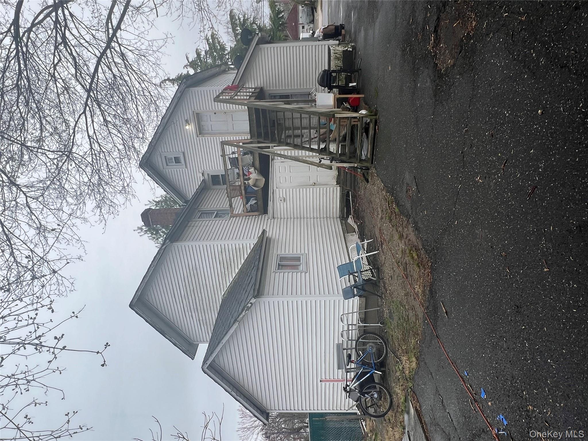 21 Maple Avenue, Port Jefferson Station, NY 11776