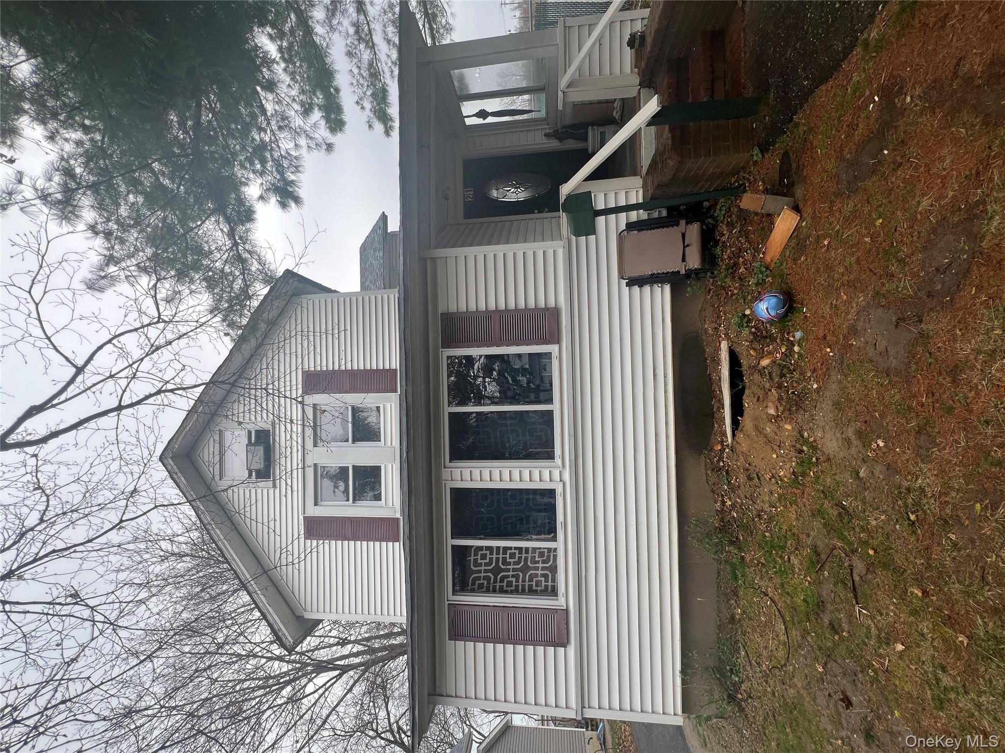 21 Maple Avenue, Port Jefferson Station, NY 11776