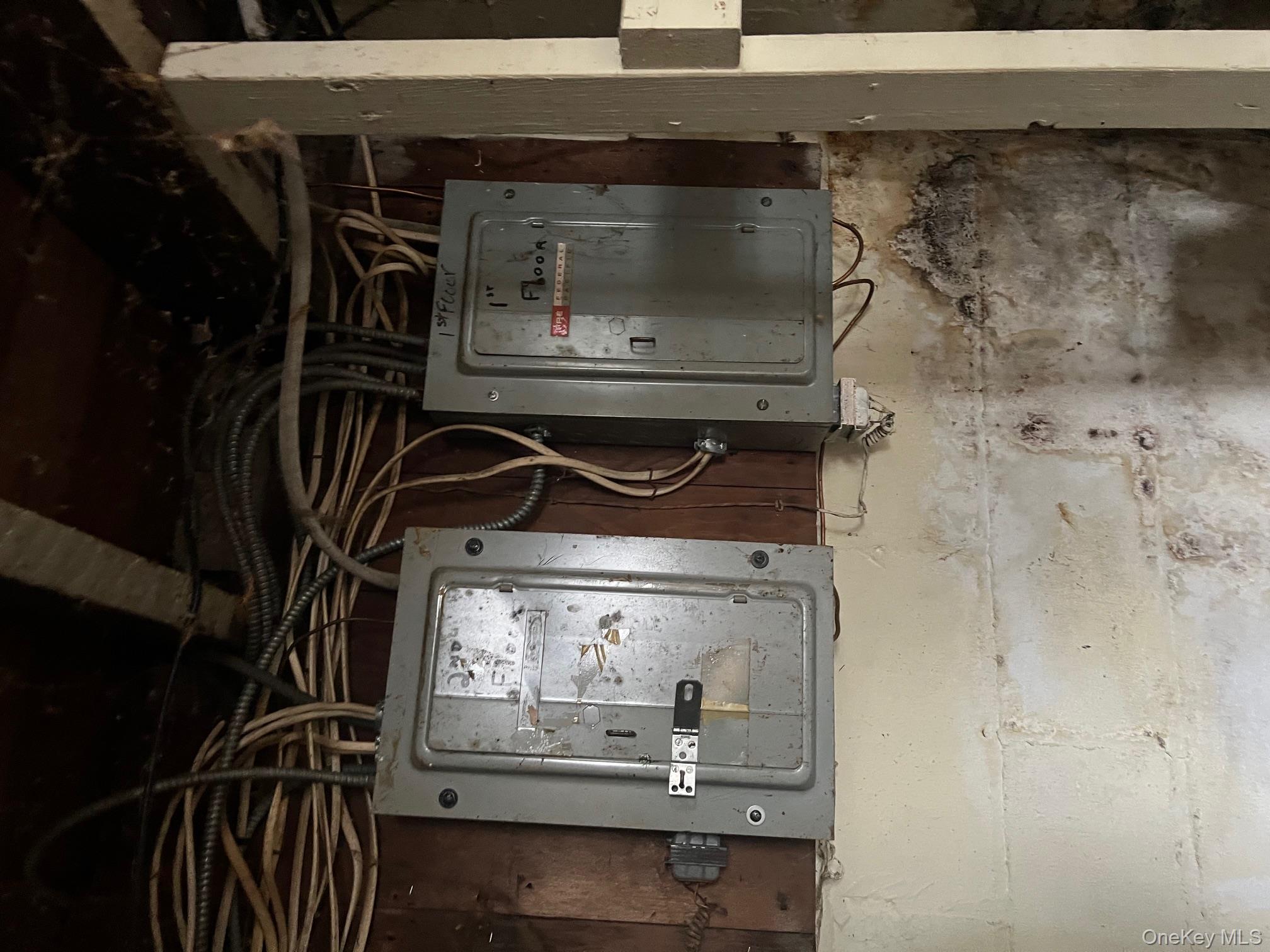 21 Maple Avenue, Port Jefferson Station, NY 11776