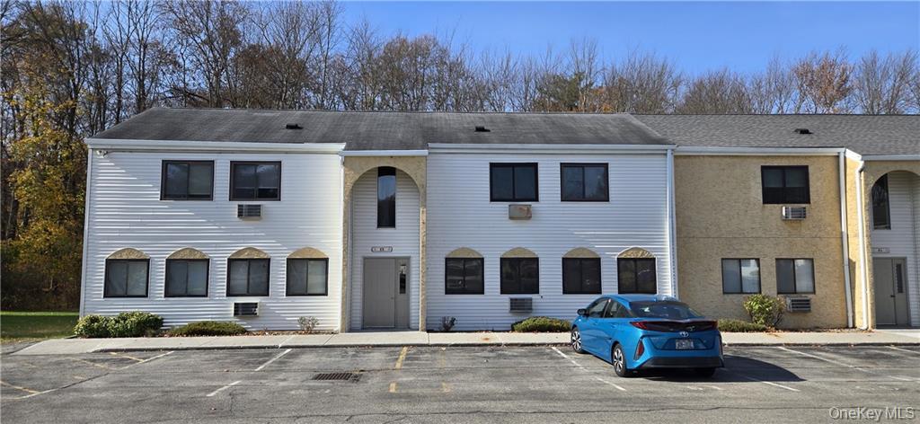 1 Carnaby Street # C, Wappingers Falls, NY 12590