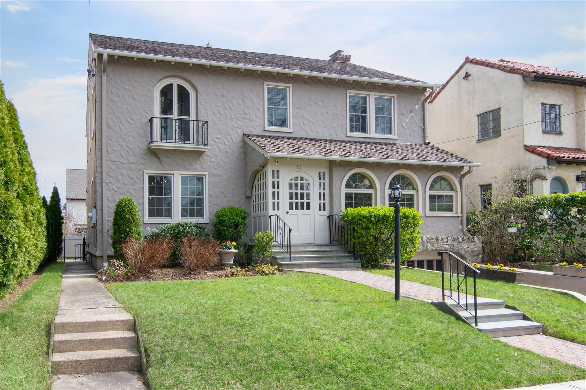 15 Central Parkway, Mount Vernon, NY 10552