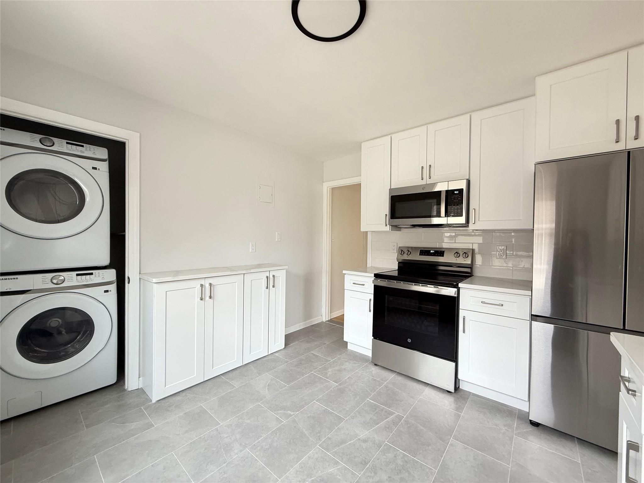 16-17 Bell Boulevard, Bayside, NY 11360