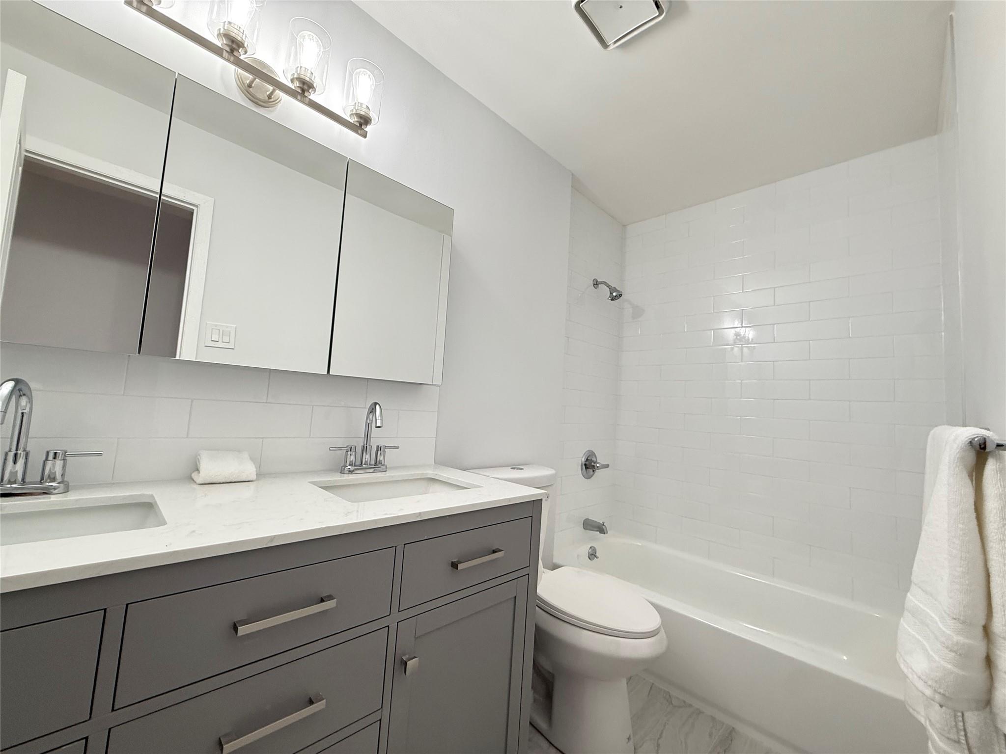 16-17 Bell Boulevard, Bayside, NY 11360