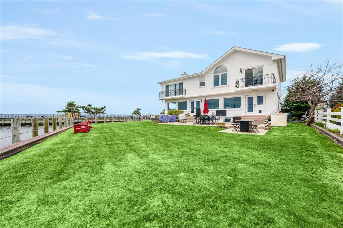 110 Clocks Blvd., Massapequa, NY 11758