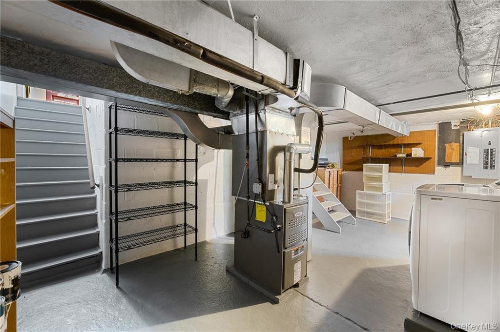 78 Oak Lane, Pelham, NY 10803