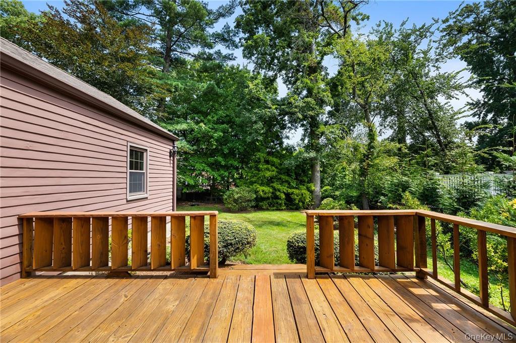 78 Oak Lane, Pelham, NY 10803