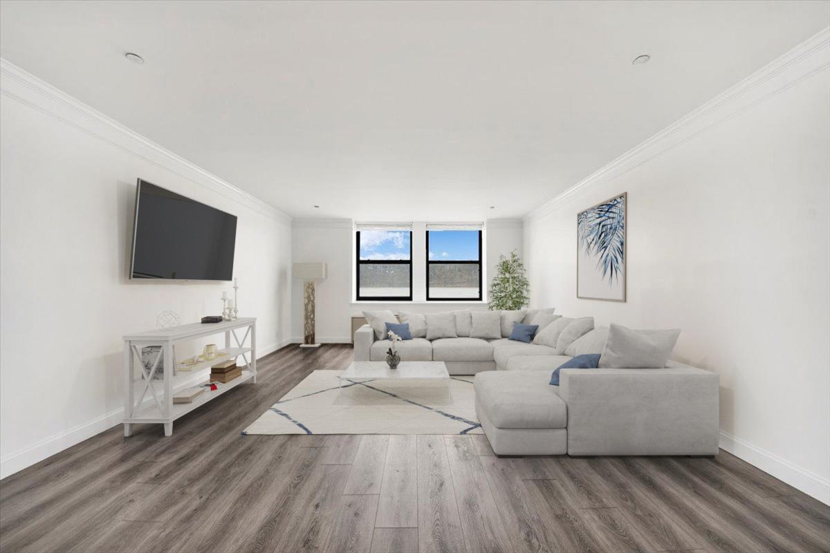 23 Water Grant Street # 3B, Yonkers, NY 10701