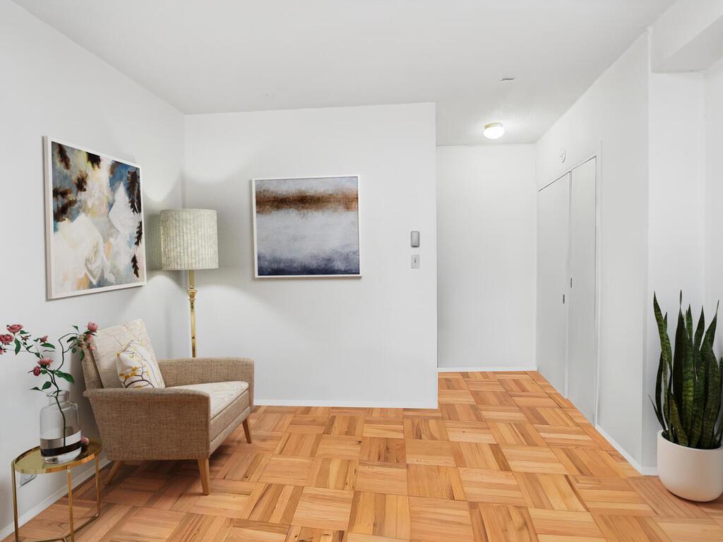 4 Fordham Hill Oval # 8D, Bronx, NY 10468