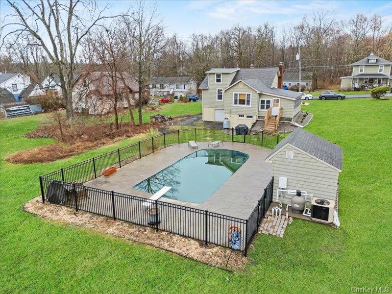 9 Emboden Avenue, Otisville, NY 10963