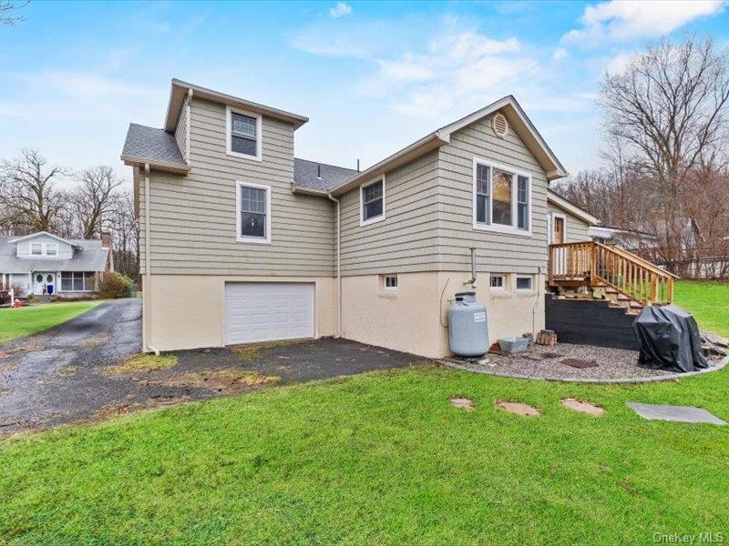 9 Emboden Avenue, Otisville, NY 10963