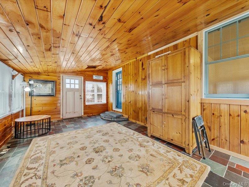 9 Emboden Avenue, Otisville, NY 10963