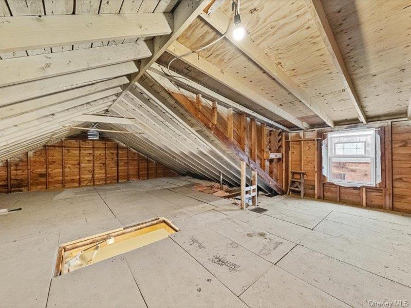 9 Emboden Avenue, Otisville, NY 10963