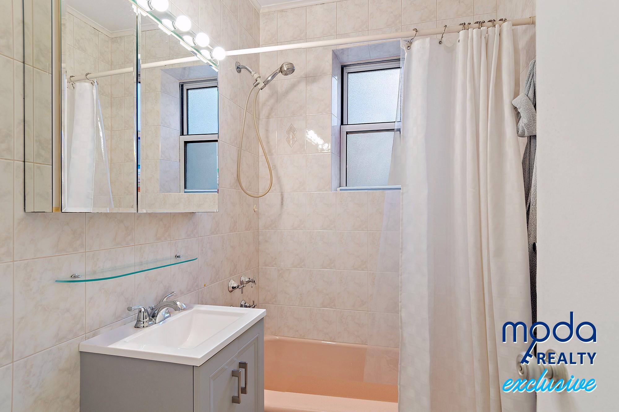 3850 Hudson Manor Terrace # 3EW, Bronx, NY 10463