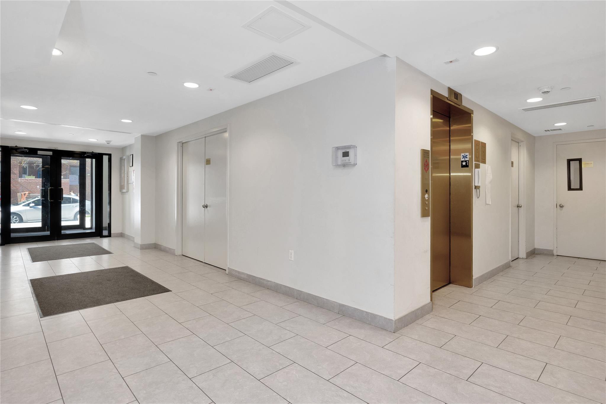 148-36 89th Avenue # 3D, Jamaica, NY 11435