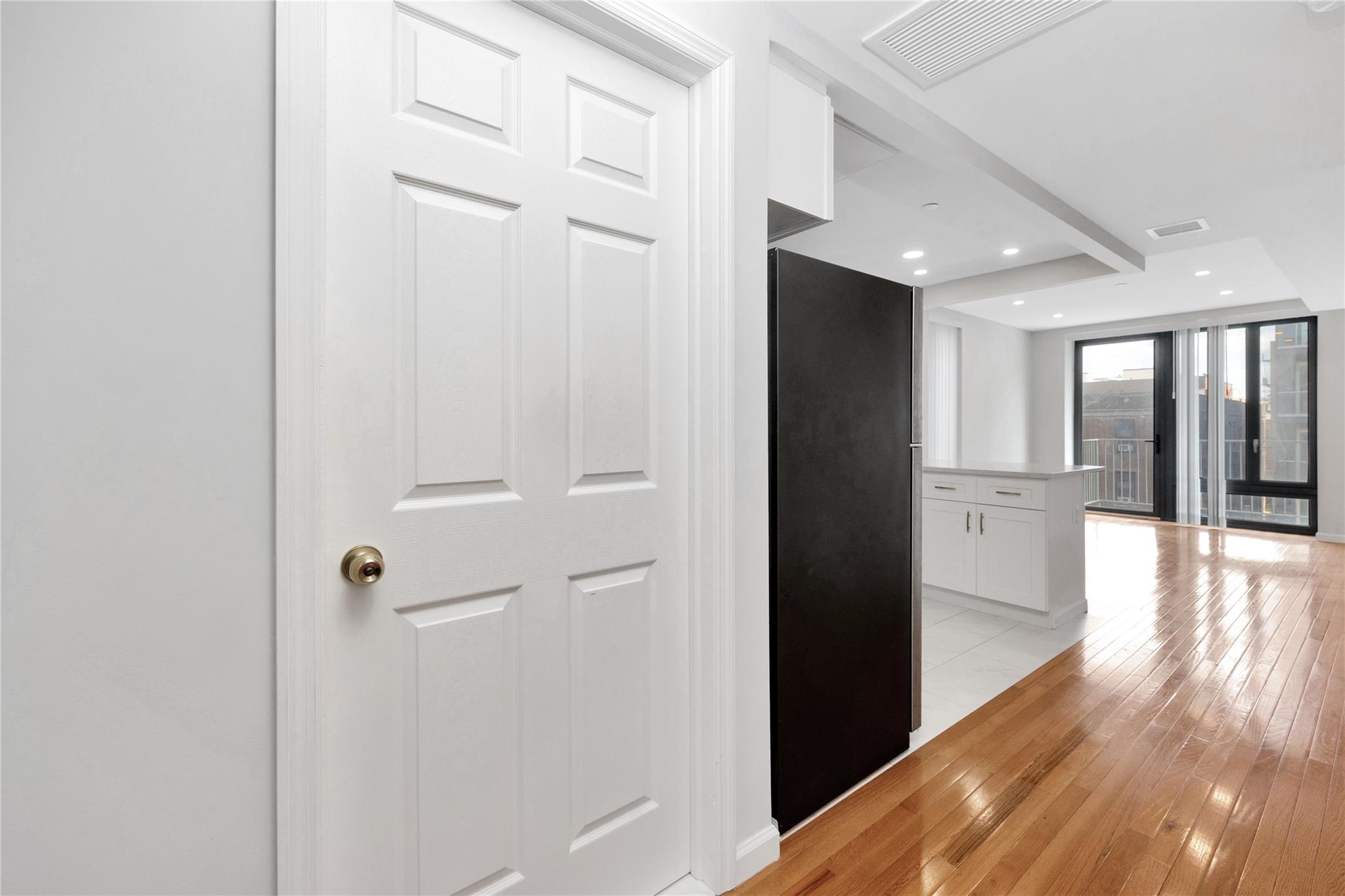 148-36 89th Avenue # 3D, Jamaica, NY 11435