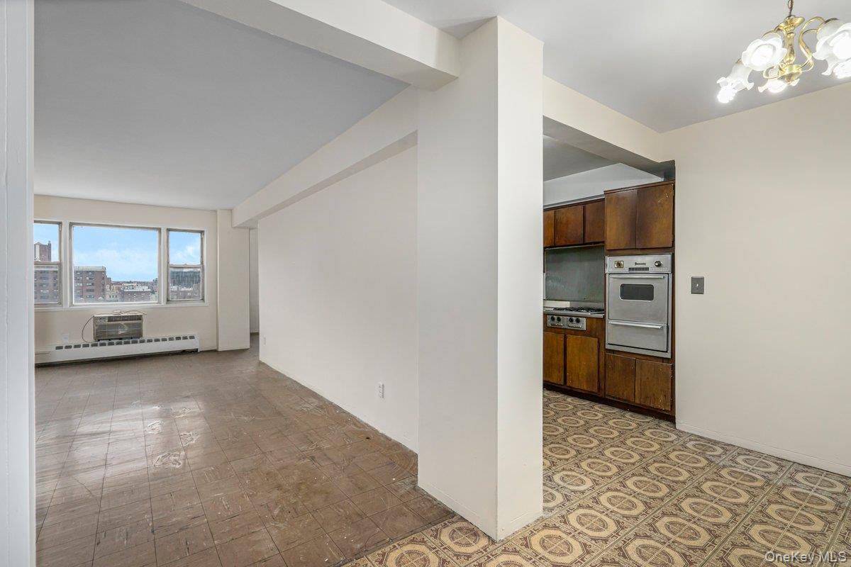 89-15 Parsons Boulevard # 11D, Jamaica, NY 11432