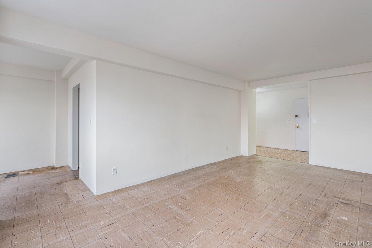 89-15 Parsons Boulevard # 11D, Jamaica, NY 11432