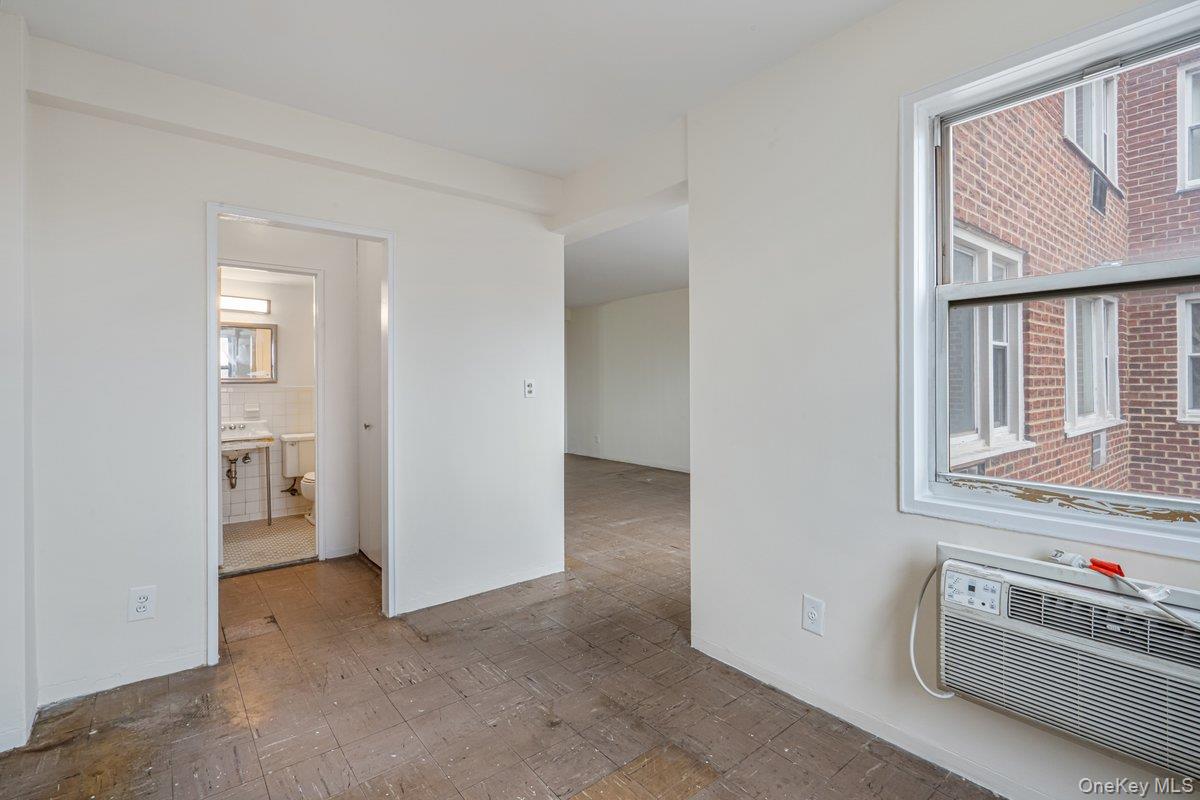 89-15 Parsons Boulevard # 11D, Jamaica, NY 11432
