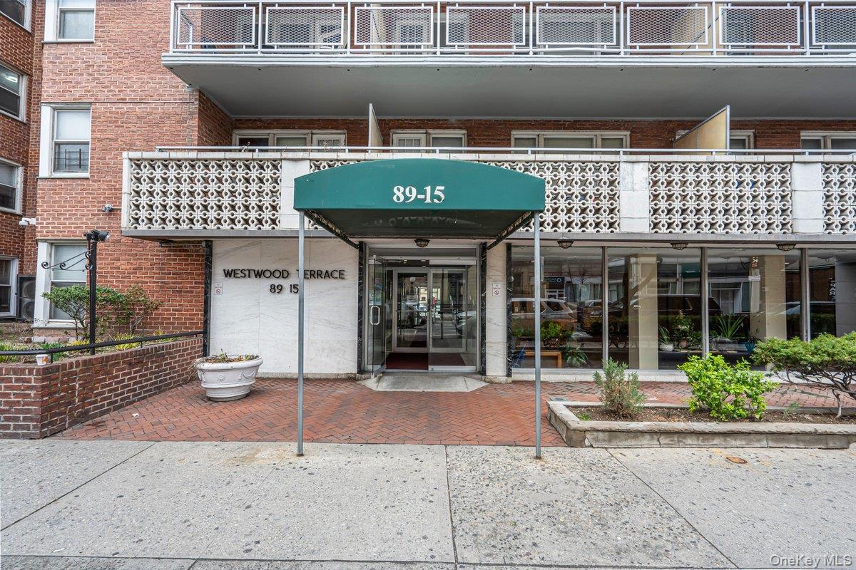 89-15 Parsons Boulevard # 11D, Jamaica, NY 11432