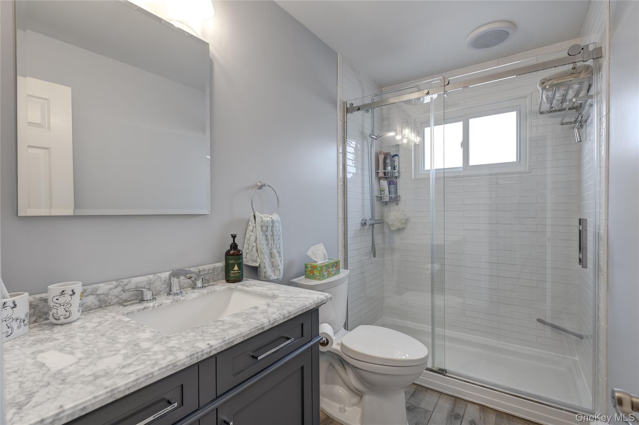 21 Godfrey Avenue, Bayville, NY 11709