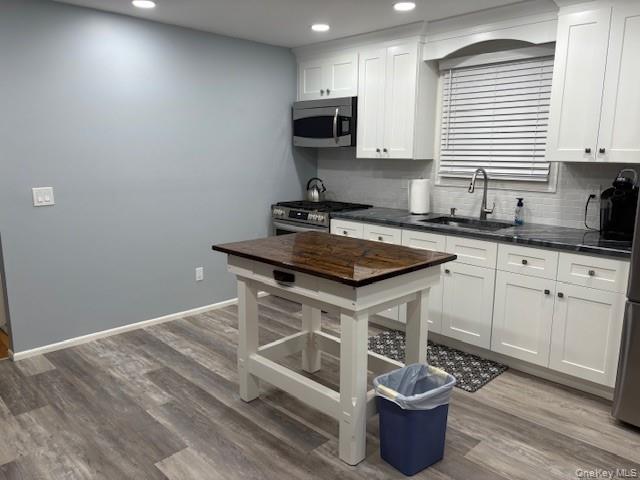 21 Godfrey Avenue, Bayville, NY 11709