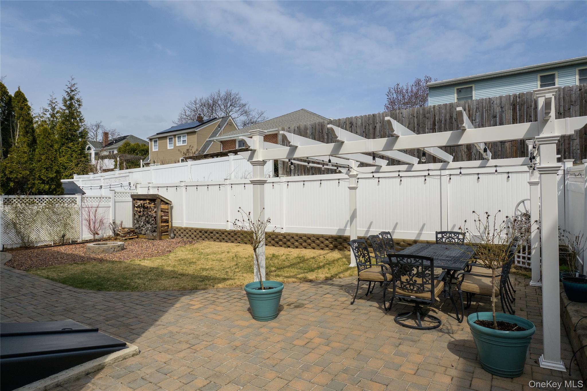 21 Godfrey Avenue, Bayville, NY 11709