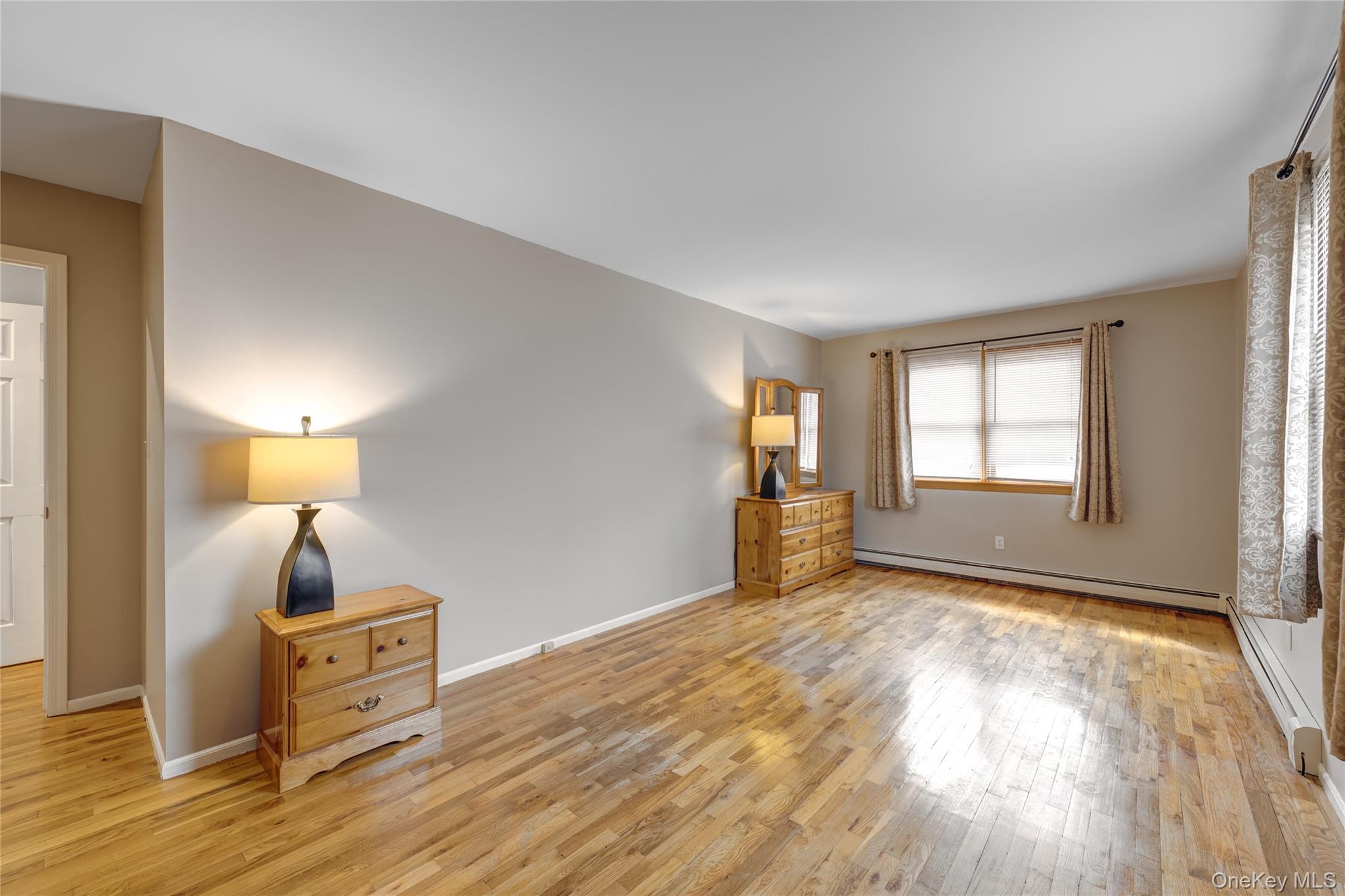 21 Godfrey Avenue, Bayville, NY 11709