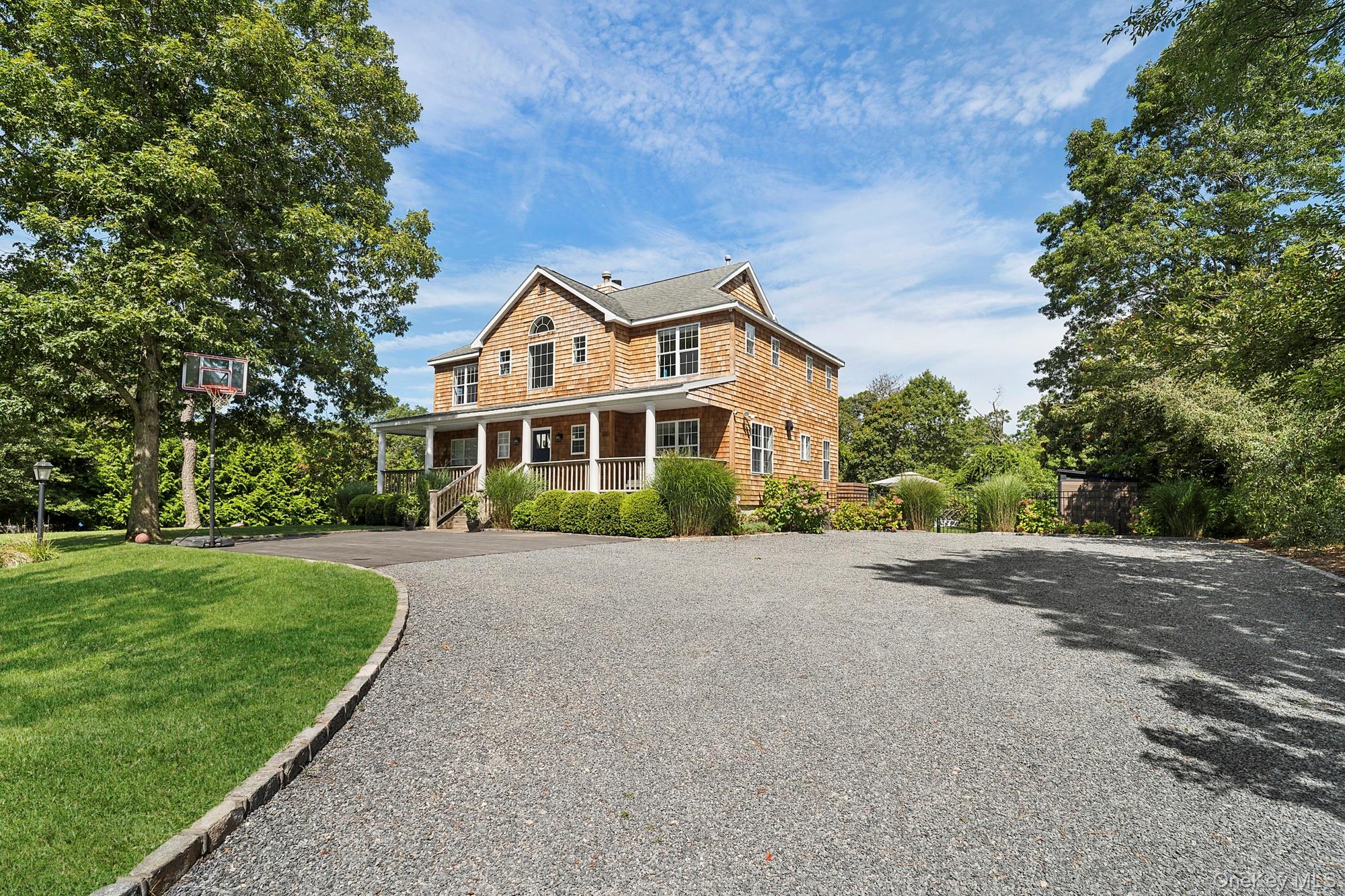 71 Old Canoe Place Road, Hampton Bays, NY 11946